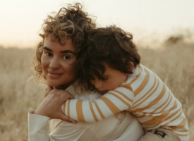 Kayla Williams-Tucker and her son Ezra. Image: Hello Harlow Photography